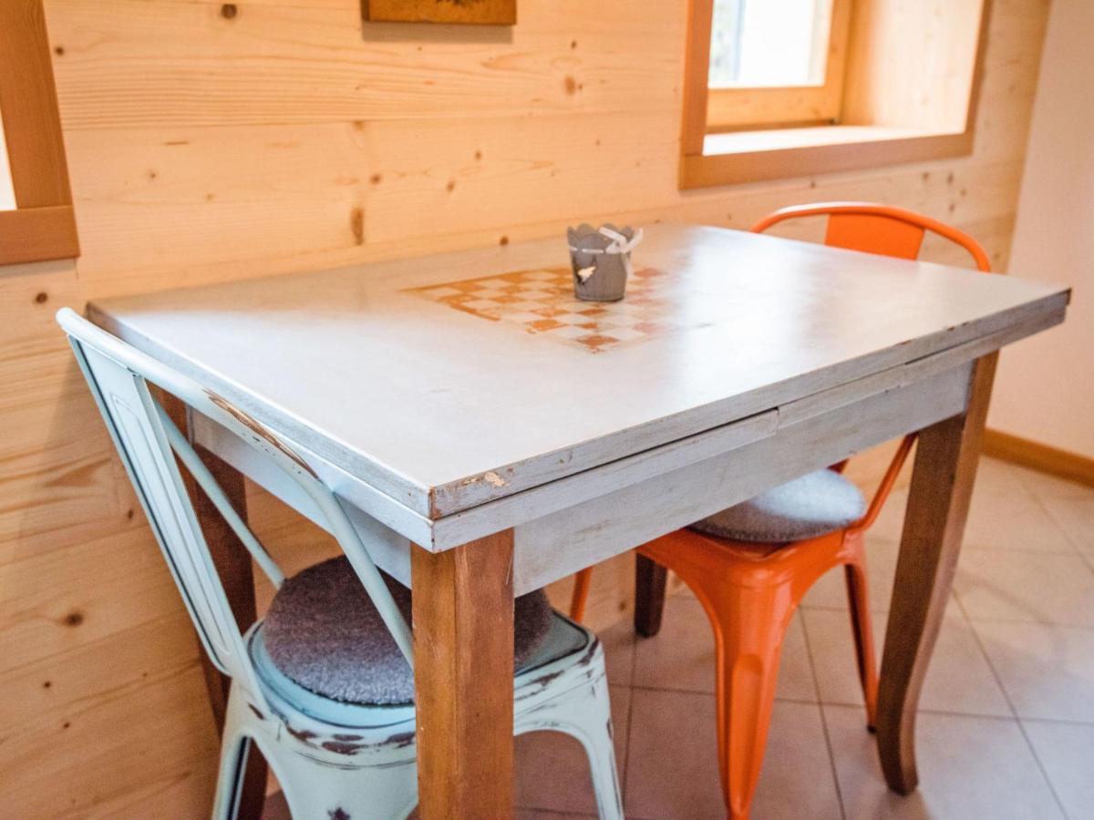 Apartment Albergo Diffuso - Cjasa Ustin-4 By Interhome บาร์ชิส ภายนอก รูปภาพ